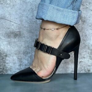 Black Leather Pump Heels Pointy Toes with a Chain Detail